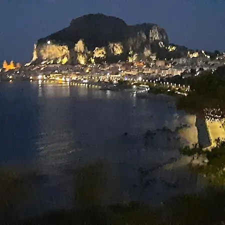 بيت للعطل La Terrazza Sul Mare