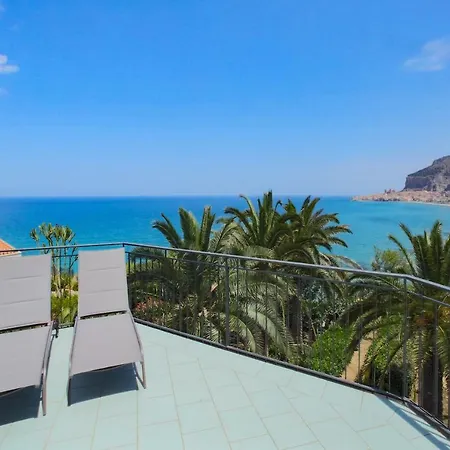 La Terrazza Sul Mare 別荘 チェファル
