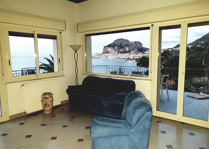 La Terrazza Sul Mare 別荘 *